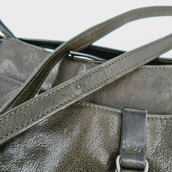 Lucky Brand Moxa Crossbody Bag Dark Moss Green Leather Zip Snap Inside Pockets - Picture 4 of 14